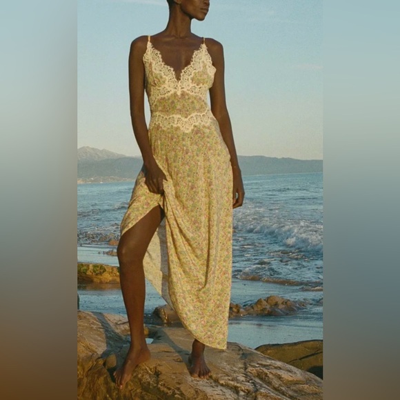 DOEN Floral Yellow Lace Maxi Dress - Picture 12 of 14